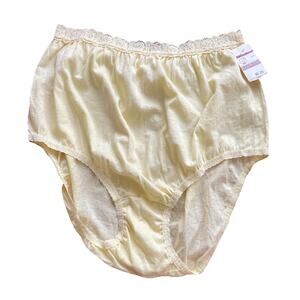 NWT Vintage Messages Cotton Yellow Panties